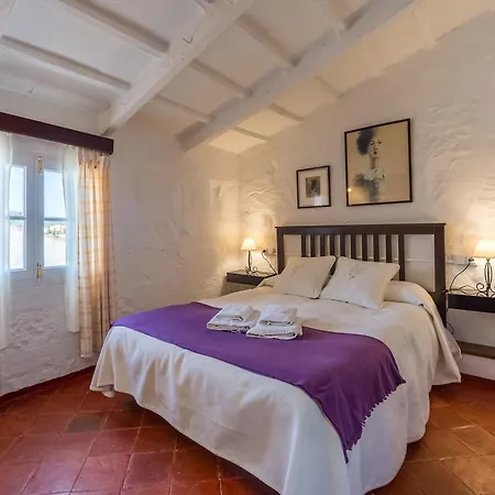 S'engolidor Casa rural Santo Tomás