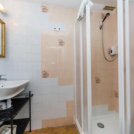 S'engolidor Santo Tomás